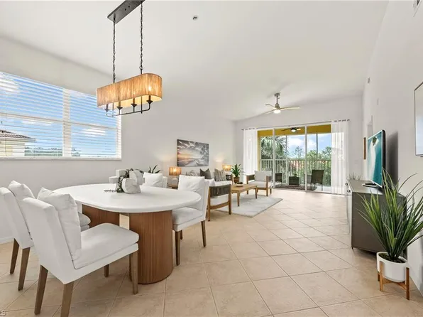 6820 Sterling Greens PL #401, NAPLES, FL 34104