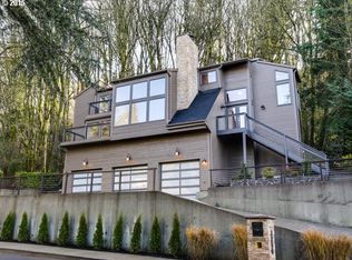 2762 Vale Ct, Lake Oswego, OR