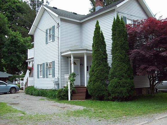 4th image of 1169 S Cottage St