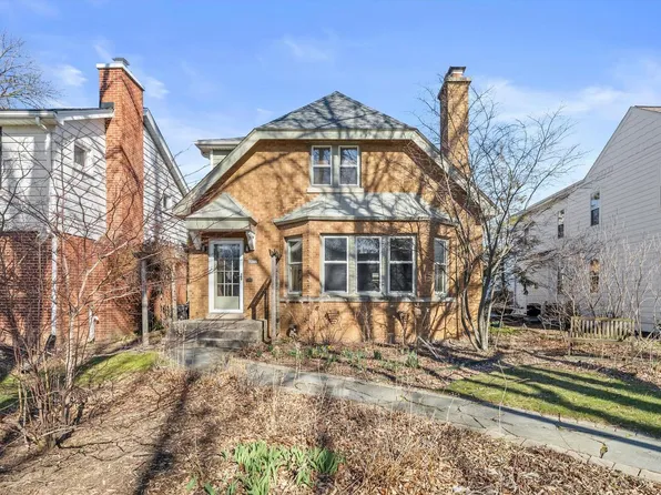 4832 North Newhall STREET, Whitefish Bay, WI 53217