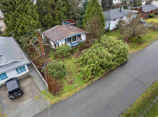 22421 Streng Ave, Maple Ridge, BC V2X4M4