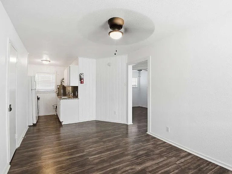 5010 Ennis St #2 — Photo 9