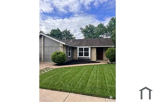 5409 Meadow Crst Photo 1