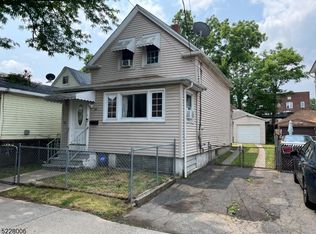 15 Whitmore Pl, Clifton, NJ 07011