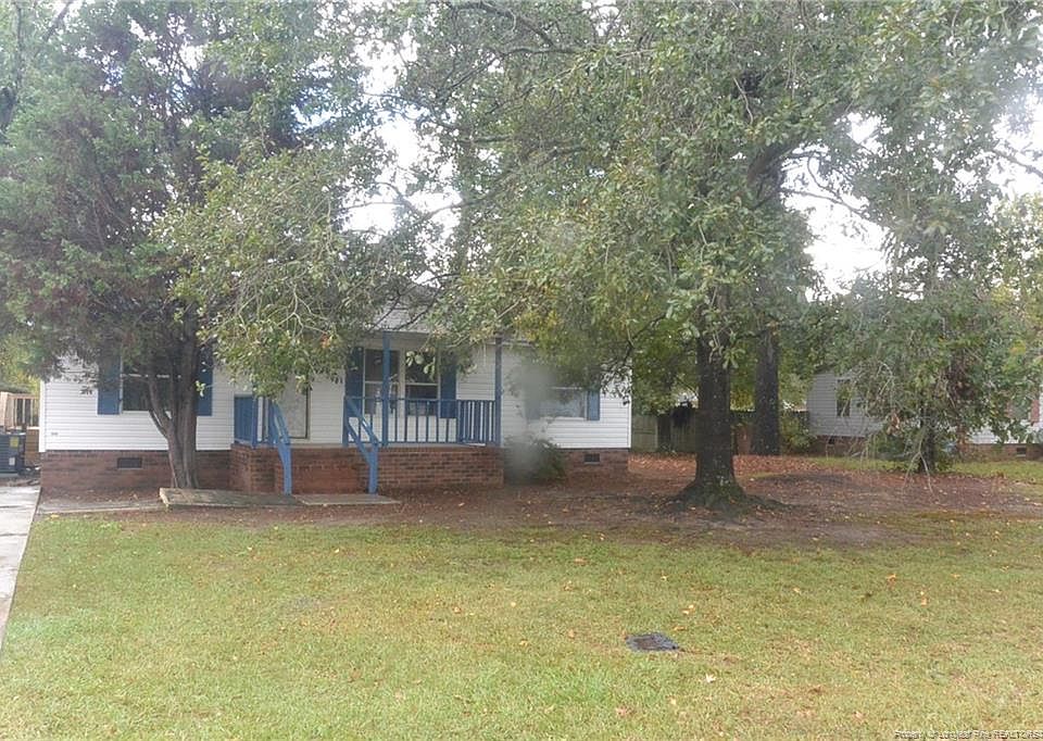 1st image of 411 Dunrobin Dr