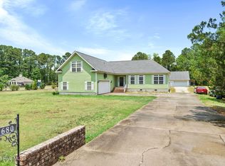 680 Calabash Rd NW, Calabash, NC 28467