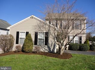 290 Black Oak Dr, Lancaster, PA 17602