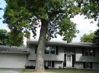 5330 62nd Ave N, Brooklyn Center, MN 55429