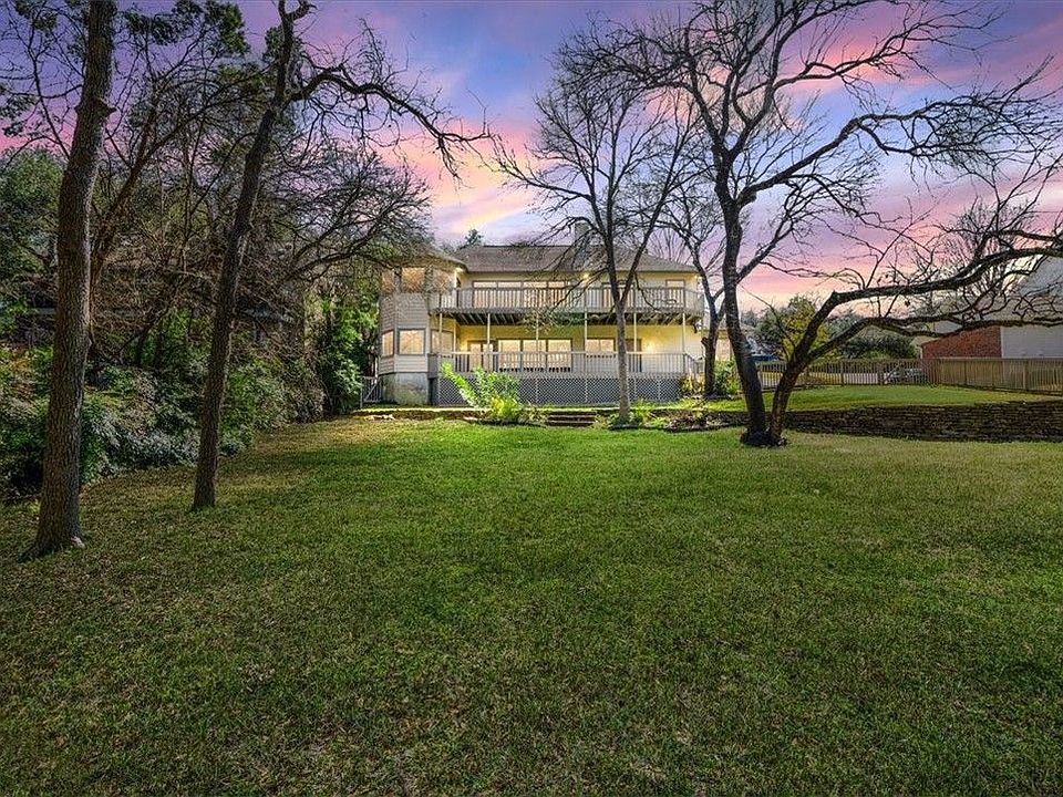 1st image of 2936 Thousand Oaks Dr