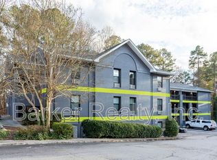 5104 Hollyridge Dr #305, Raleigh, NC 27612