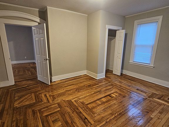 5th image of 74 William St #1A