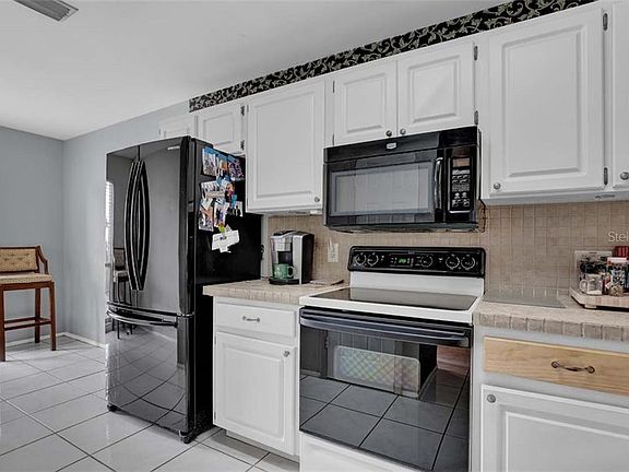 4th image of 6101 Morningdale Ave