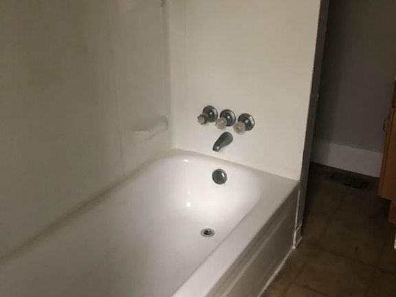 2nd image of 2833 Glendora Ave