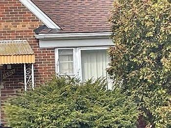 3rd image of 15225 Edmore Dr