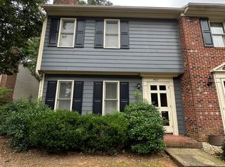 5621 Hamstead Xing, Raleigh, NC 27612