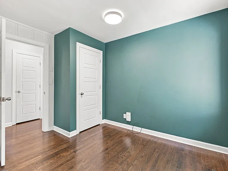 800 Oak St — Photo 18
