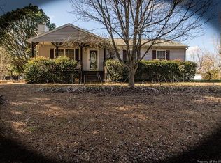 13964 Beech Dr, Lanexa, VA 23089