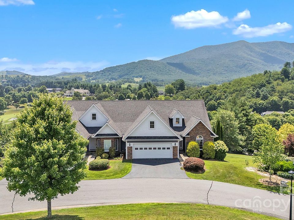 1st image of 398 Stonehaven Dr #D1
