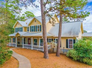 321 Copeland Hill Rd, Smithville, TX 78957