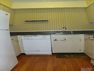 3rd image of 123 Bailey Ct