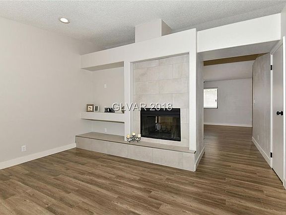 4th image of 4545 E New York Ave