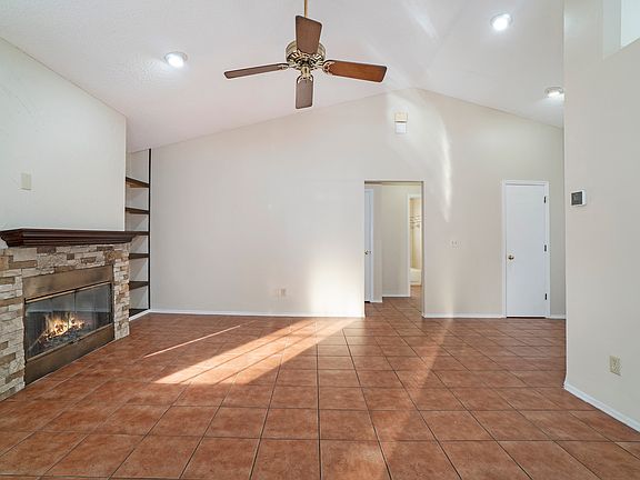 3rd image of 634 Saint Edmunds Ln