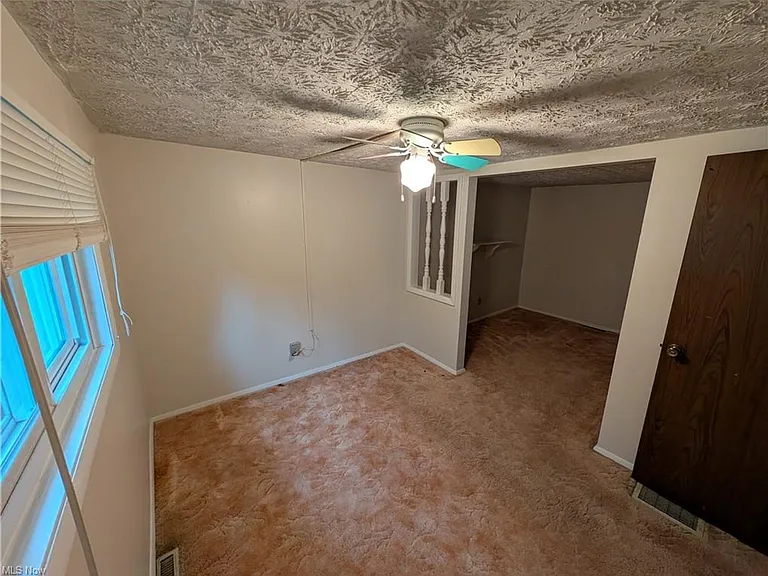 5205 Blair Rd — Photo 8