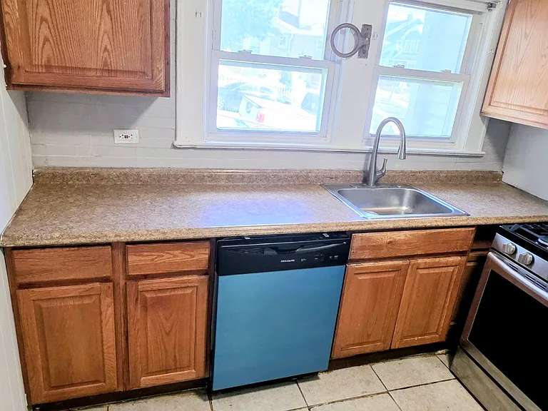 341 Dewitt Ave #1 — Photo 9