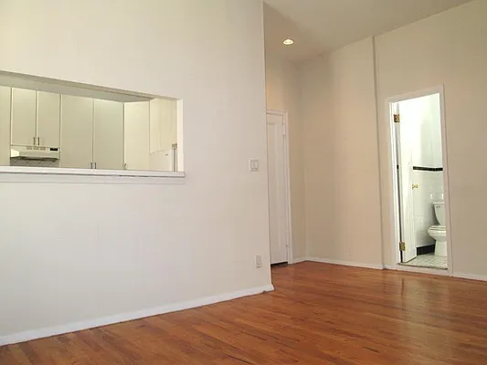 Rented by Keller Williams NYC | media 37