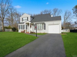 7 Herdman Court, Middle Island, NY 11953