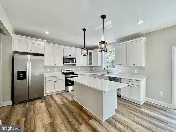 2nd image of 22030 Victorian Dr