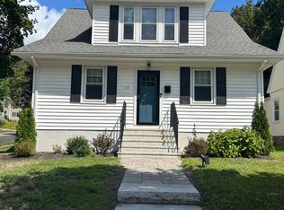 36 Hadwen Rd, Worcester, MA 01602