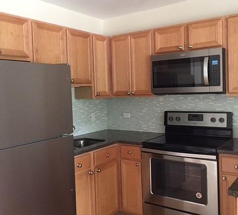 5th image of 6244 N Harlem Ave APT 6B