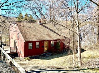 406 E Waterbury Rd, Naugatuck, CT 06770