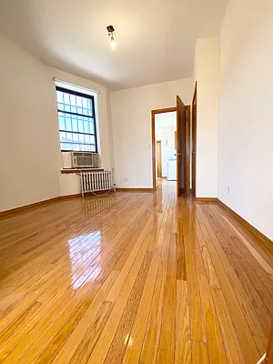 Rented by Oxford Property Group | media 5