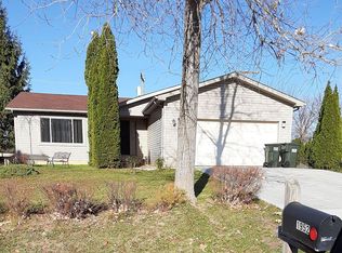 1952 June Ave, Rochester Hills, MI 48309