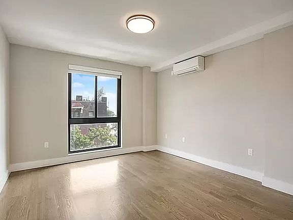 4th image of 2885 W 15th St APT 3M