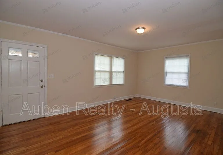 1430 Jackson Rd — Photo 3