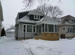 2443 N 68th St, Wauwatosa, WI 53213