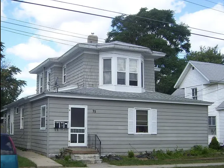 33 Harvard St #1 — Photo 1