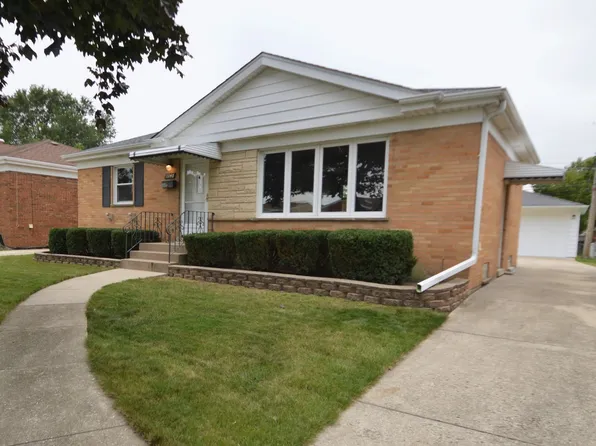 11148 Shelley St, Westchester, IL 60154