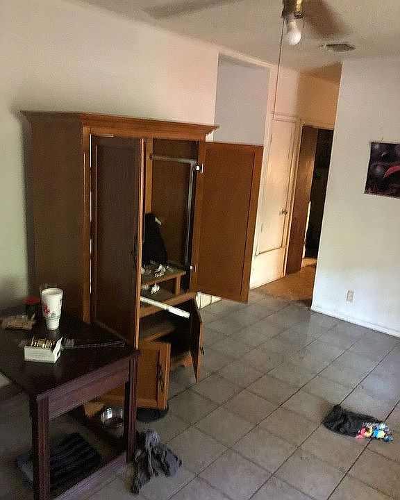 1st image of 6824 Oldham Dr
