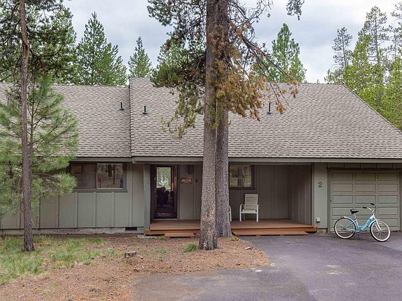 2nd image of 56835 Pine Needle Ln #2