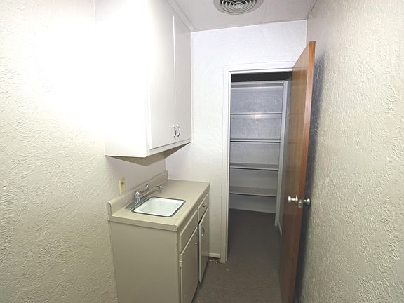 2nd image of 301 N 2nd St #102