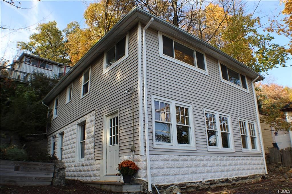 582 Lakes Rd, Monroe, NY 10950 Zillow