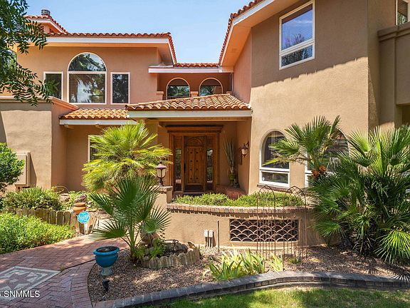 4th image of 2840 McDowell Pl
