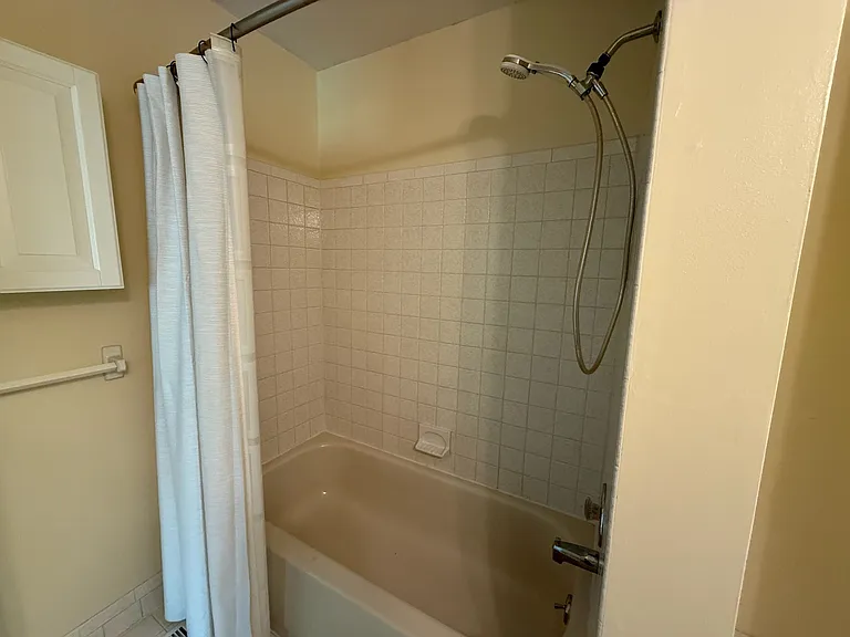 107 Cheswold Ct #107 — Photo 32