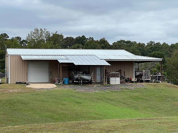 3rd image of 912 Ebenezer Rd