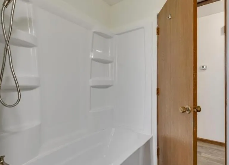 105 N Arch St — Photo 7