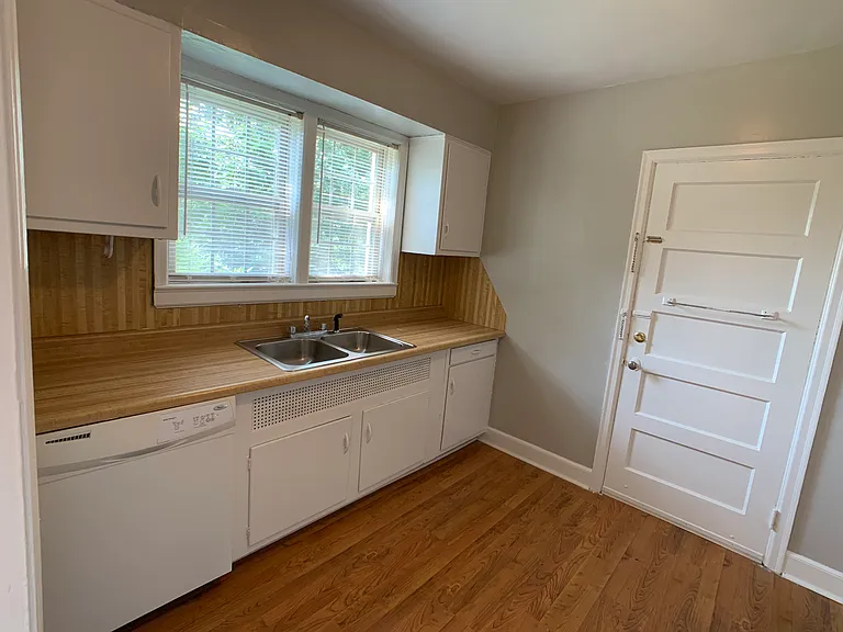 917 Oxmoor Rd #201 — Photo 28
